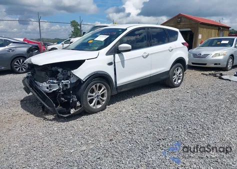 2019 Ford Escape Se from USA, damaged, VIN 1FMCU9GD4KUB53647